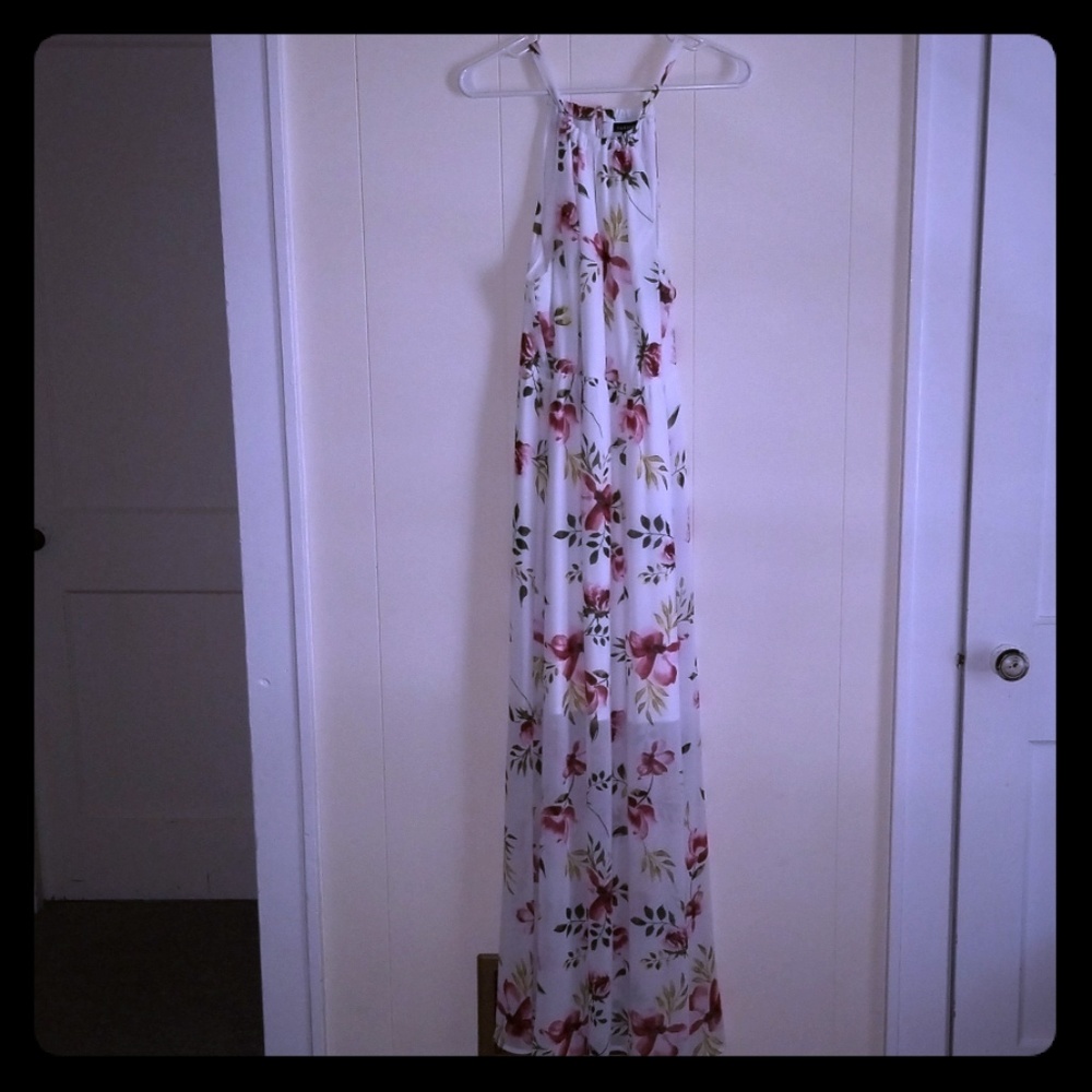 White floral maxi dress